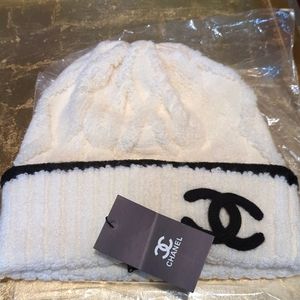 Chanel Cashmere Nit Cap